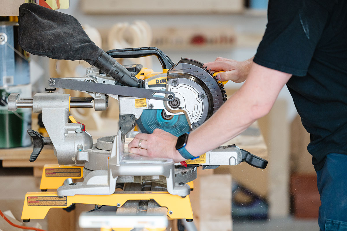 under-the-deck-wood-working-about-us-gallery-04
